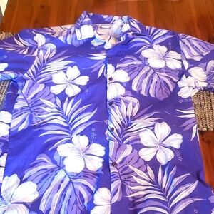 Mens Pacific Legends Hawaiian shirt Size Large purple and white